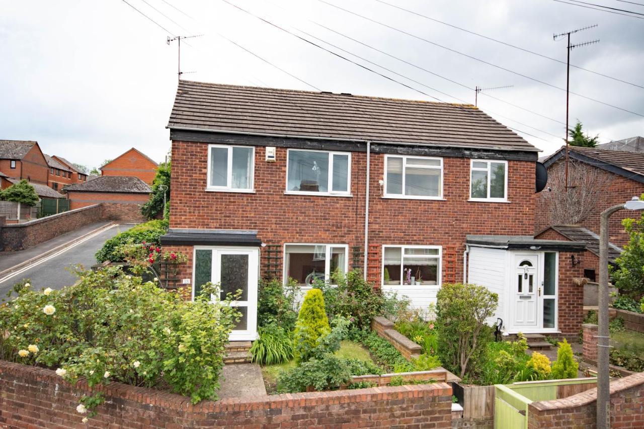 3-Bedroom House With Garden, Conservatory, In Centre Of Worcester Bagian luar foto