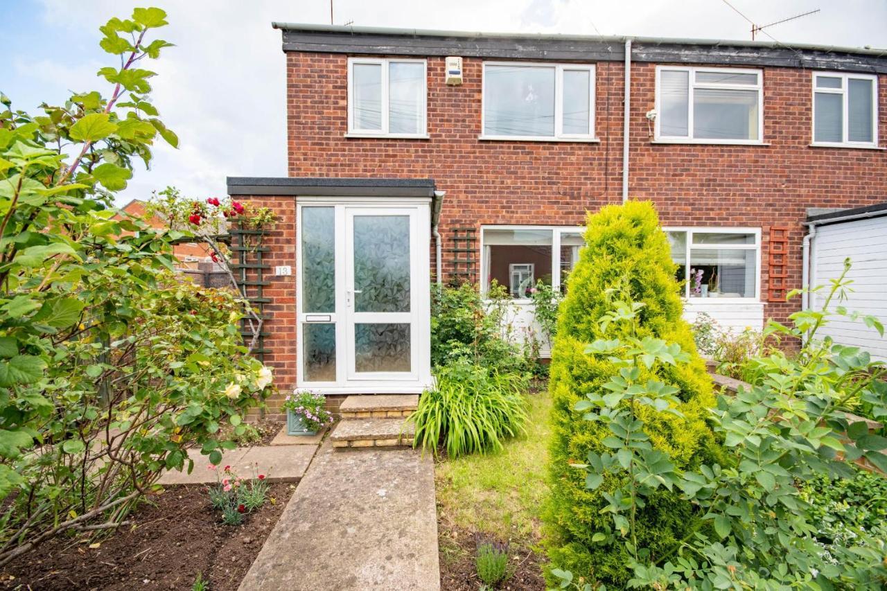 3-Bedroom House With Garden, Conservatory, In Centre Of Worcester Bagian luar foto